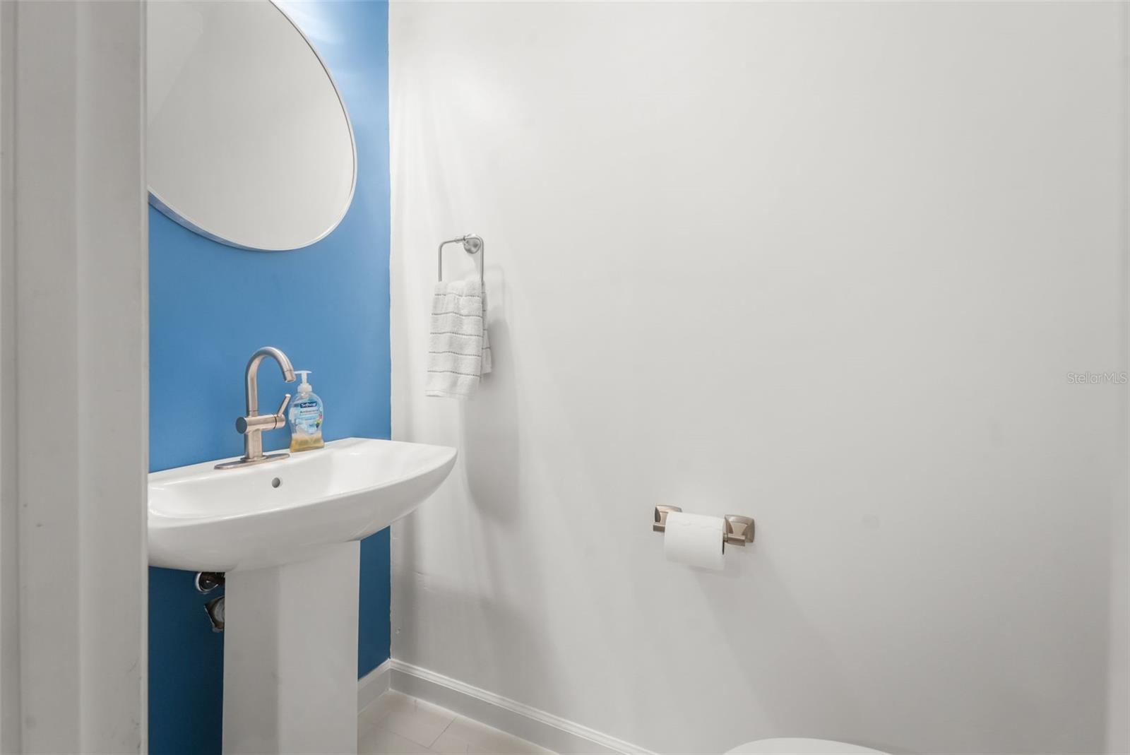 2735 SW 35TH PLACE 903