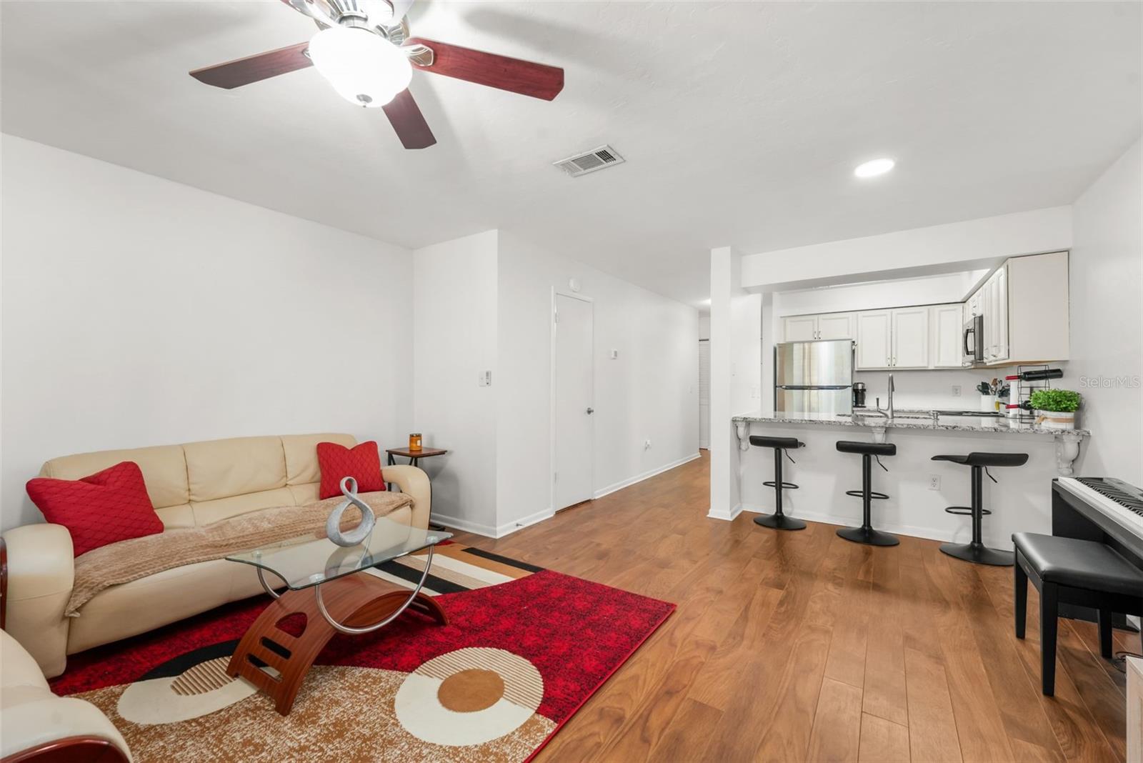 2735 SW 35TH PLACE 903