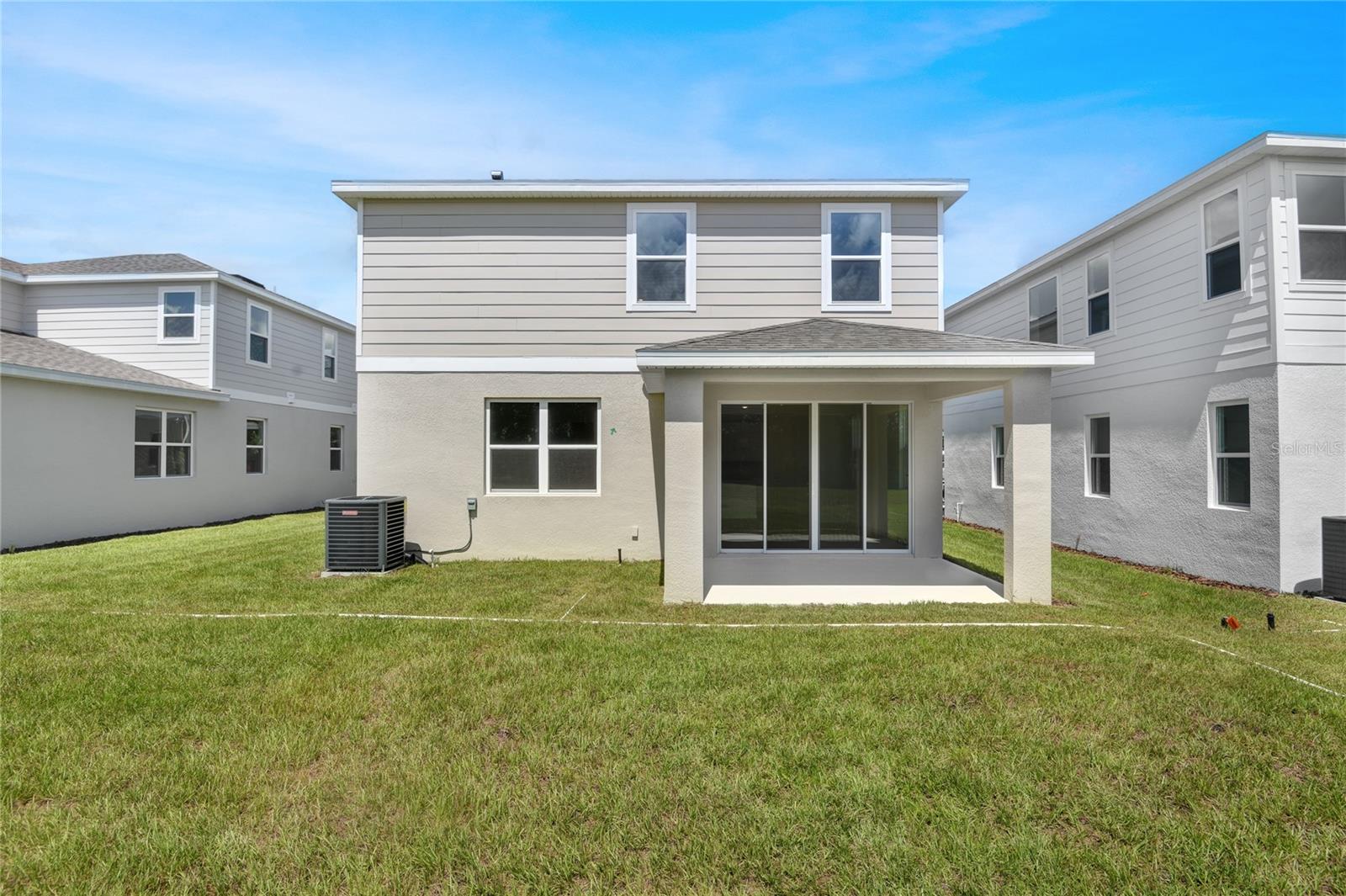 SEASONS AT SHORES OF LAKE DELL - Residential