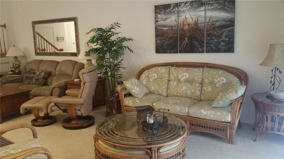 PALMER SQUARE WEST - Residential Lease