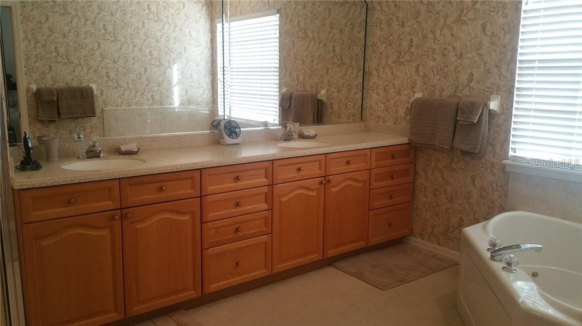 PALMER SQUARE WEST - Residential Lease