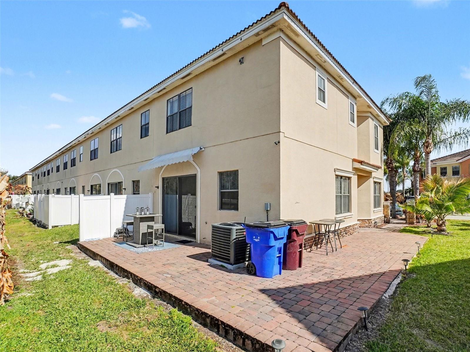 PORTOFINO VISTA - Residential