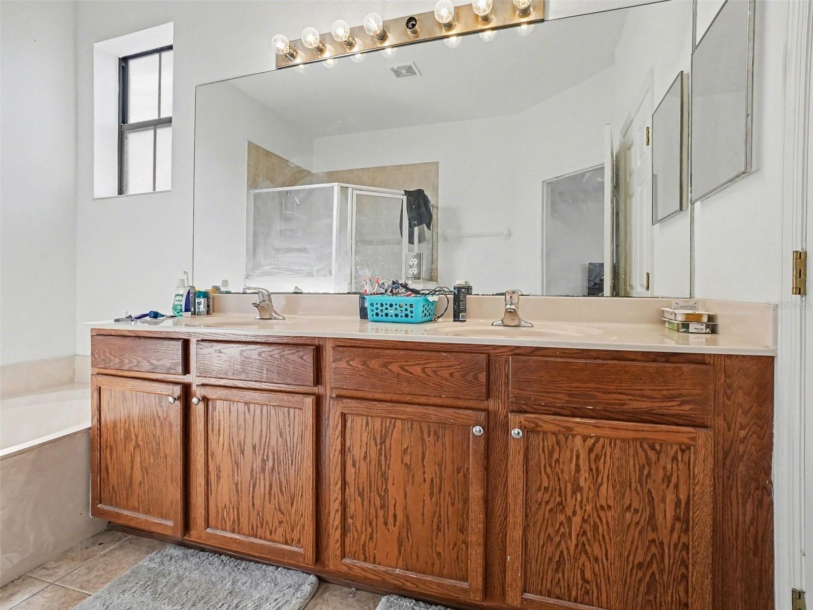 PORTOFINO VISTA - Residential