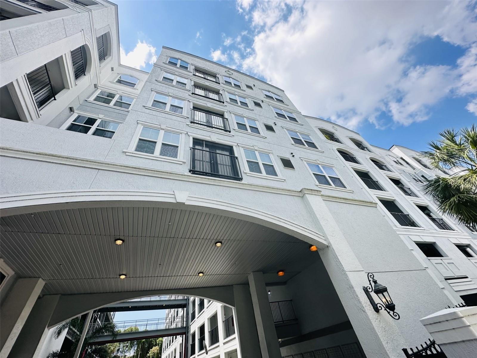 GRANDE DOWNTOWN ORLANDO CONDO - Residential