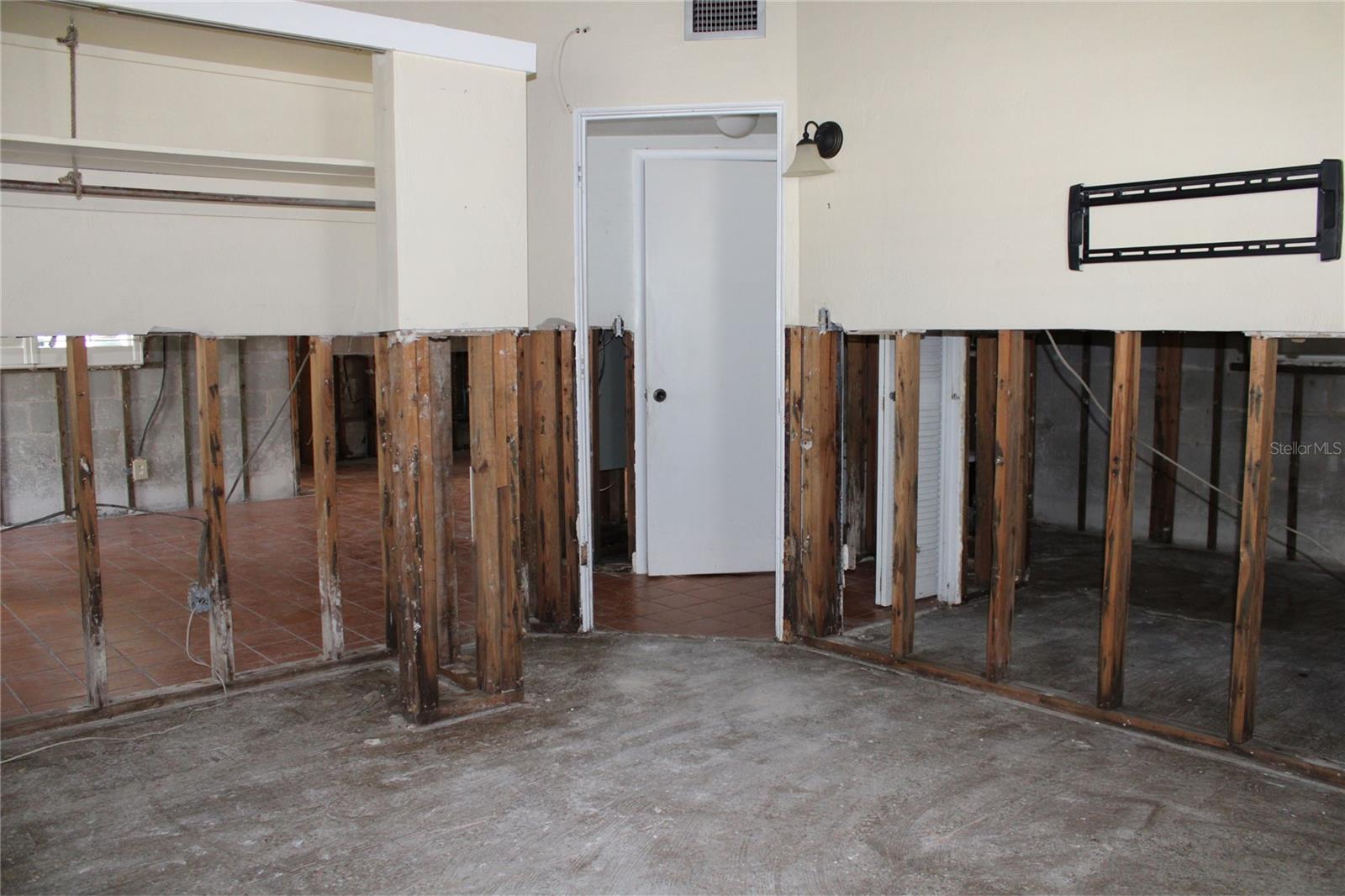 SURFSIDE SUB 4 - Residential