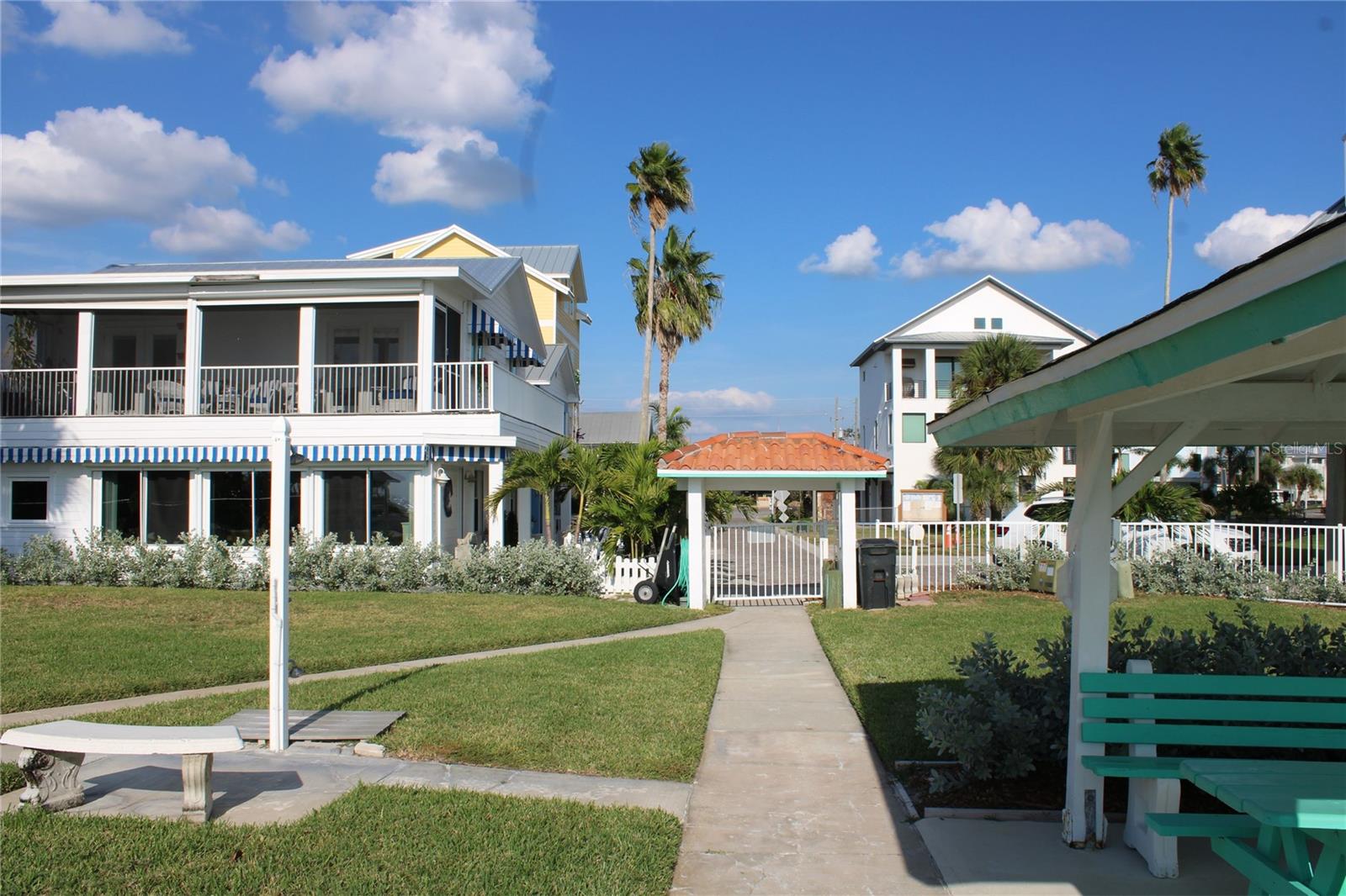 SURFSIDE SUB 4 - Residential