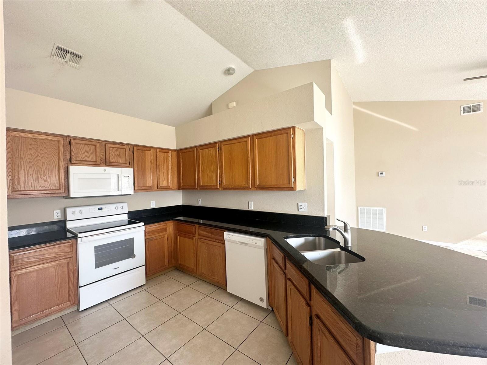 SOUTHCHASE 01A PRCL 05 PH 03 - Residential