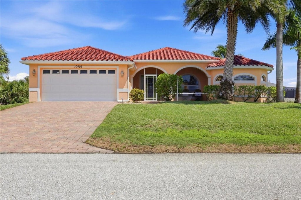 Photo of 10402 Winnipeg Street, Port Charlotte, FL 33981 (MLS # D6148686)