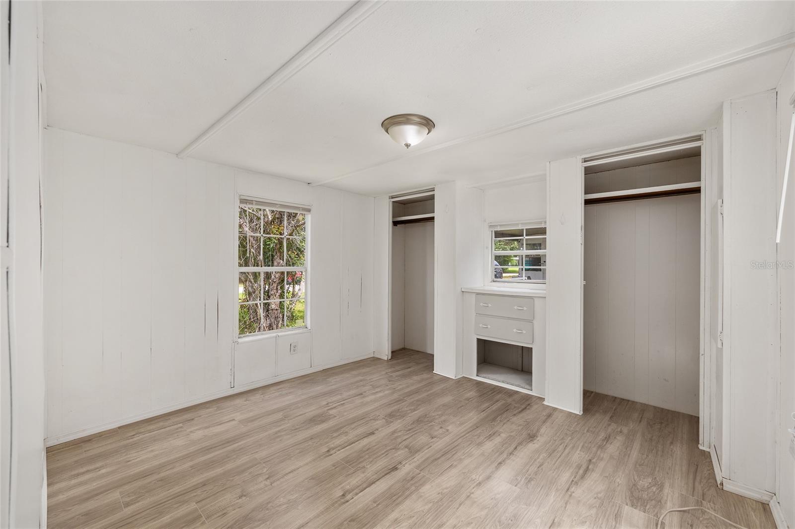 SOUTHGATE MOBILE MANOR - Residential