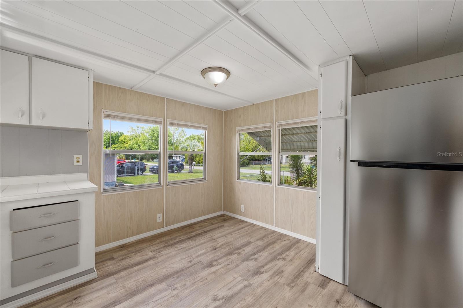 SOUTHGATE MOBILE MANOR - Residential