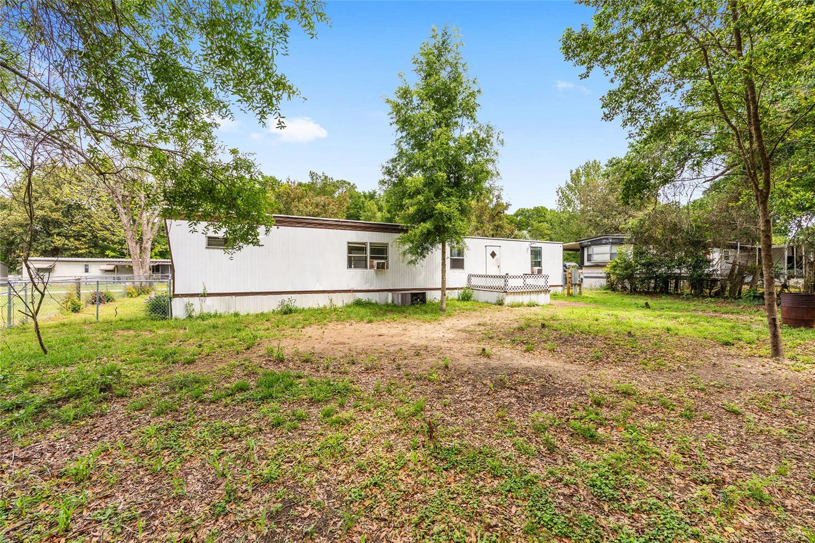 SOUTHGATE MOBILE MANOR - Residential