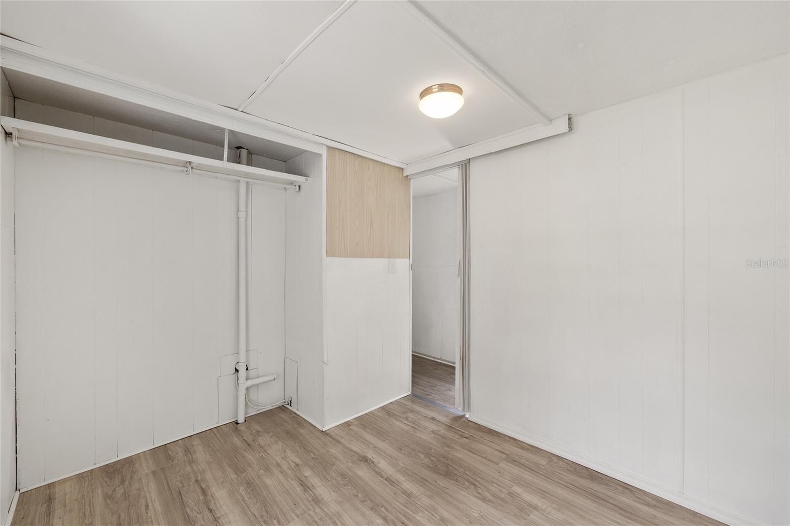 SOUTHGATE MOBILE MANOR - Residential