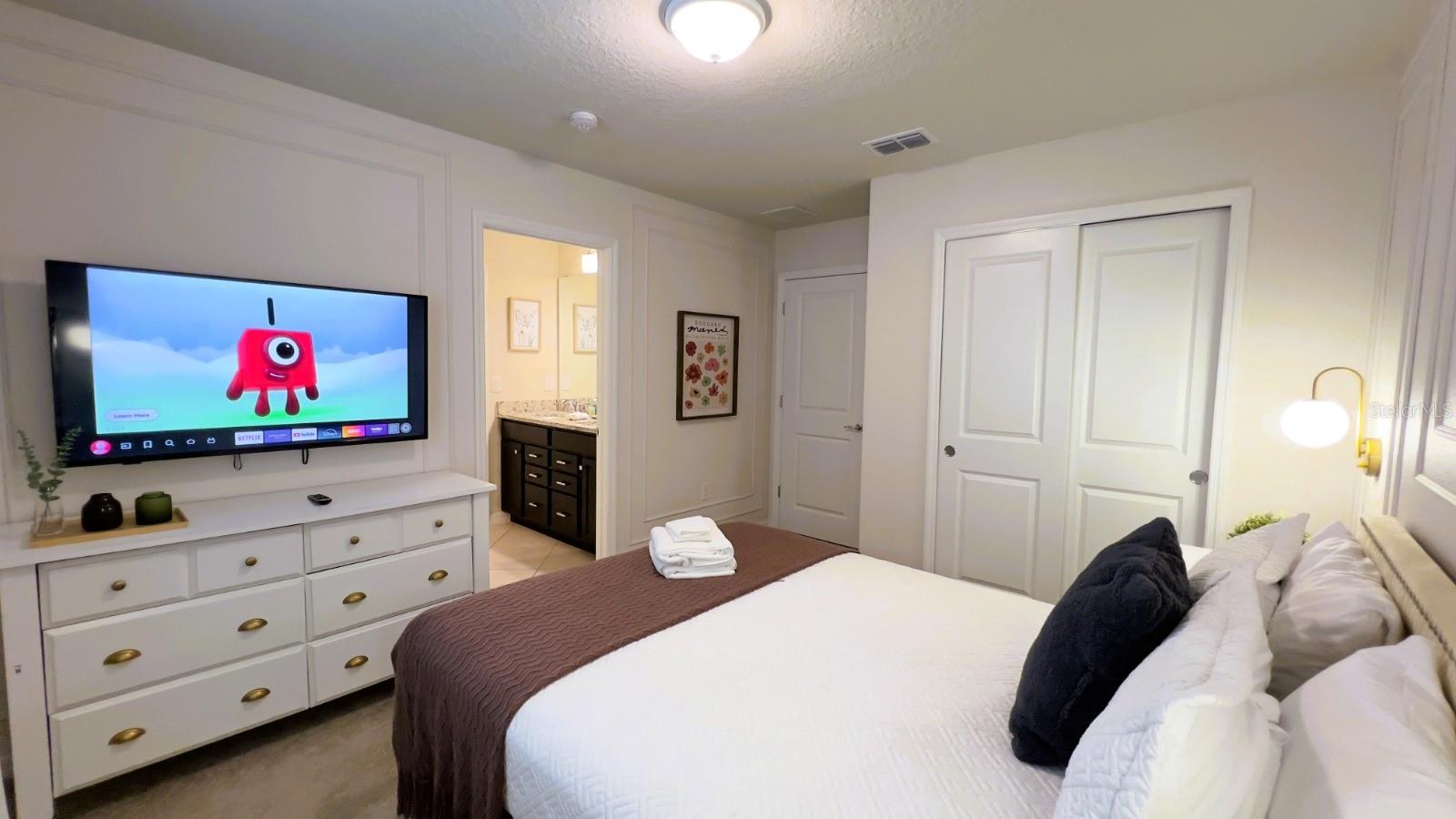 WINDSOR CAY PHASE 1 - Residential