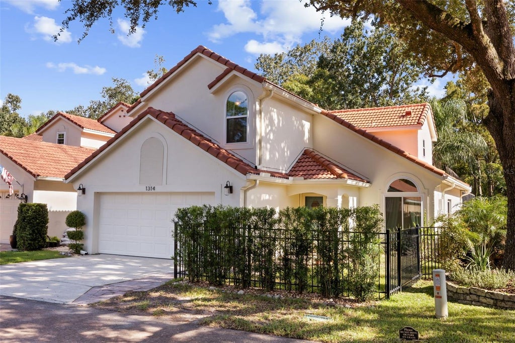 Photo of 1314 Augusta National Boulevard, Winter Springs, FL 32708 (MLS # O6448720)