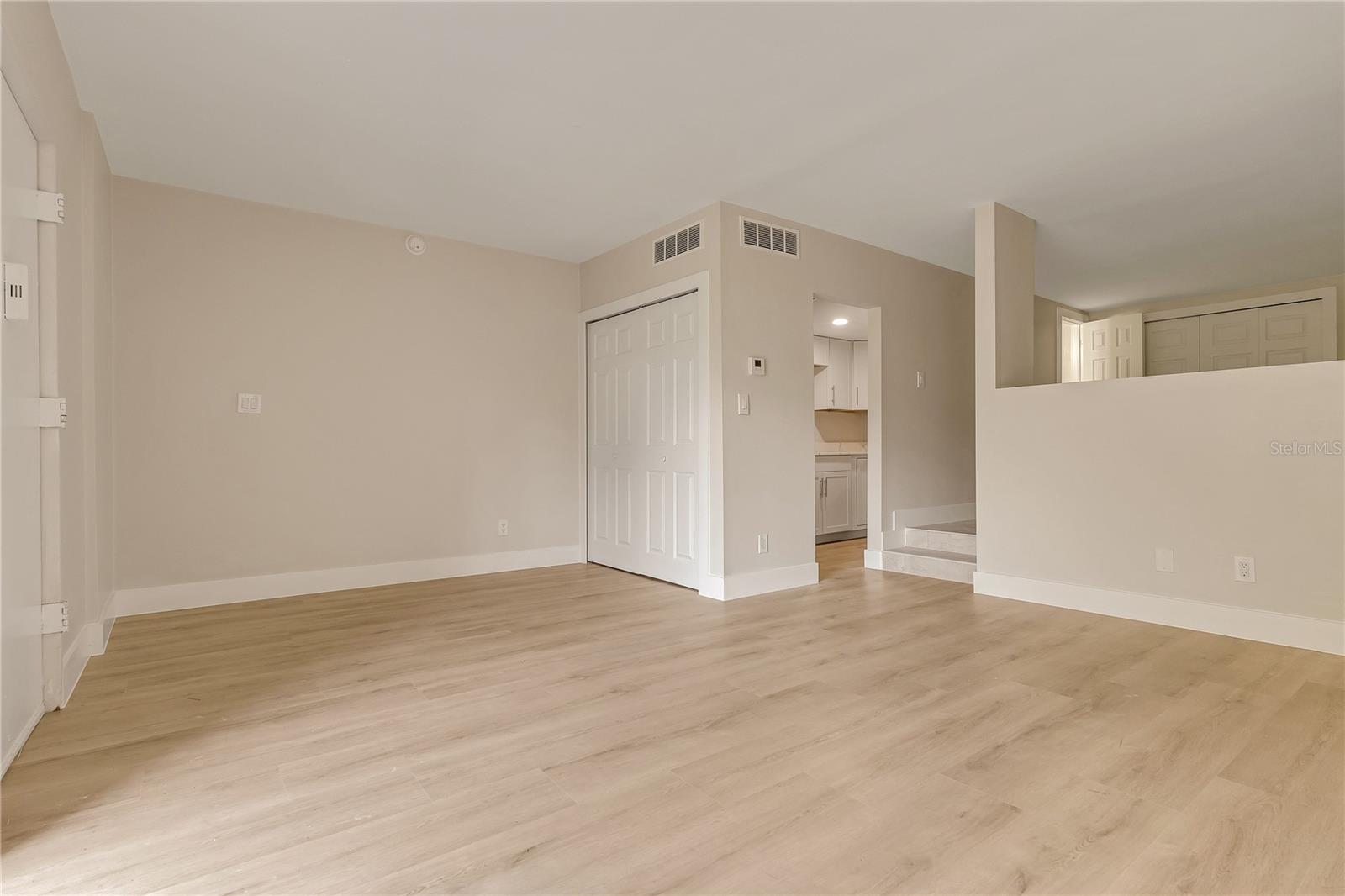 200 MAITLAND AVENUE 43