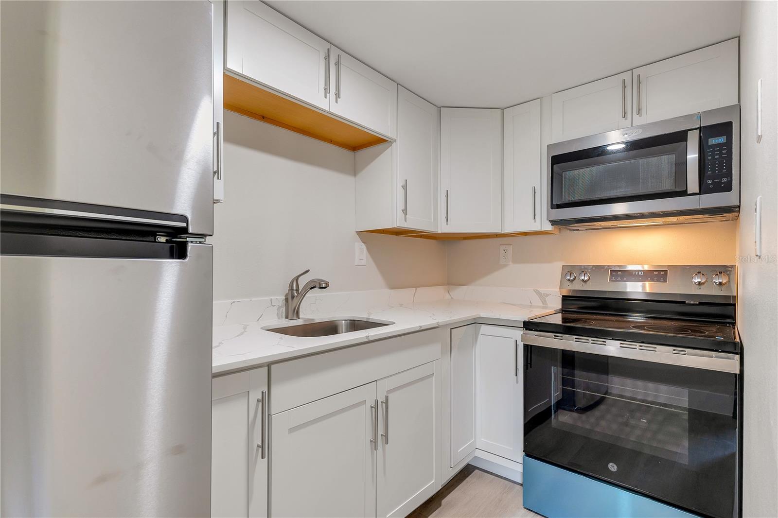 200 MAITLAND AVENUE 43