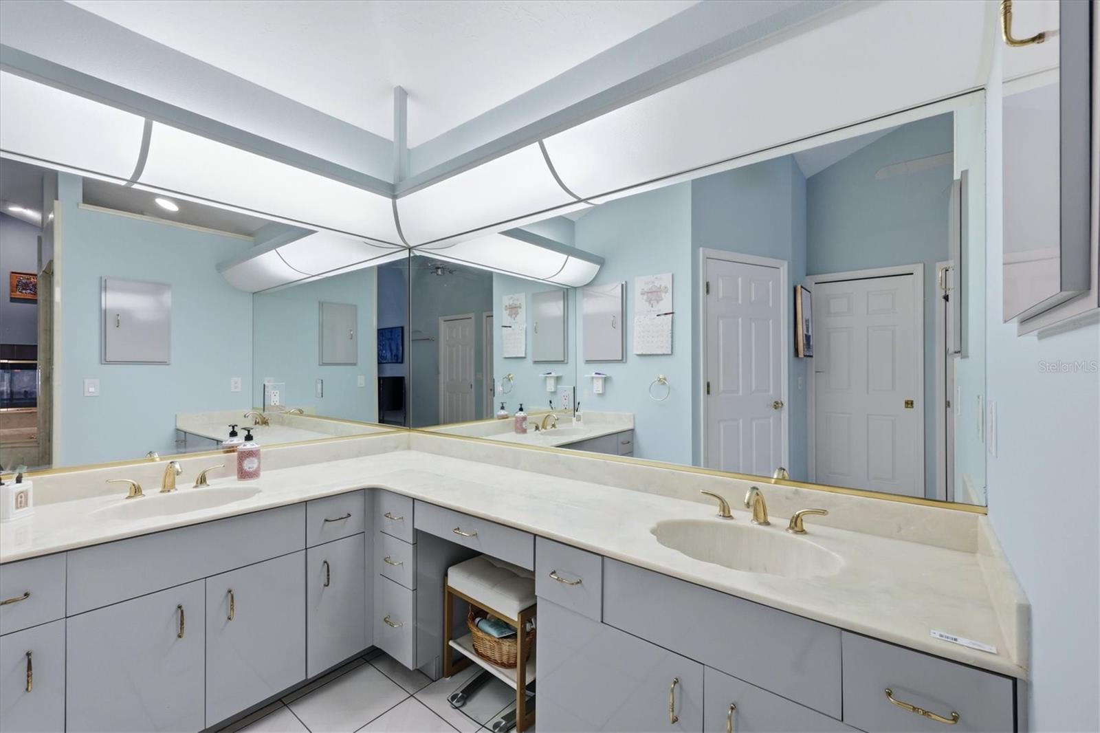 ENGLEWOOD GARDENS - Residential