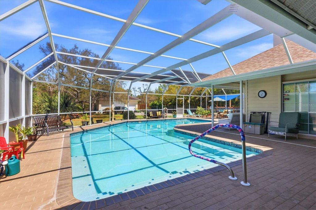 Photo of 1711 Bayshore Drive, Englewood, FL 34223 (MLS # D6146690)