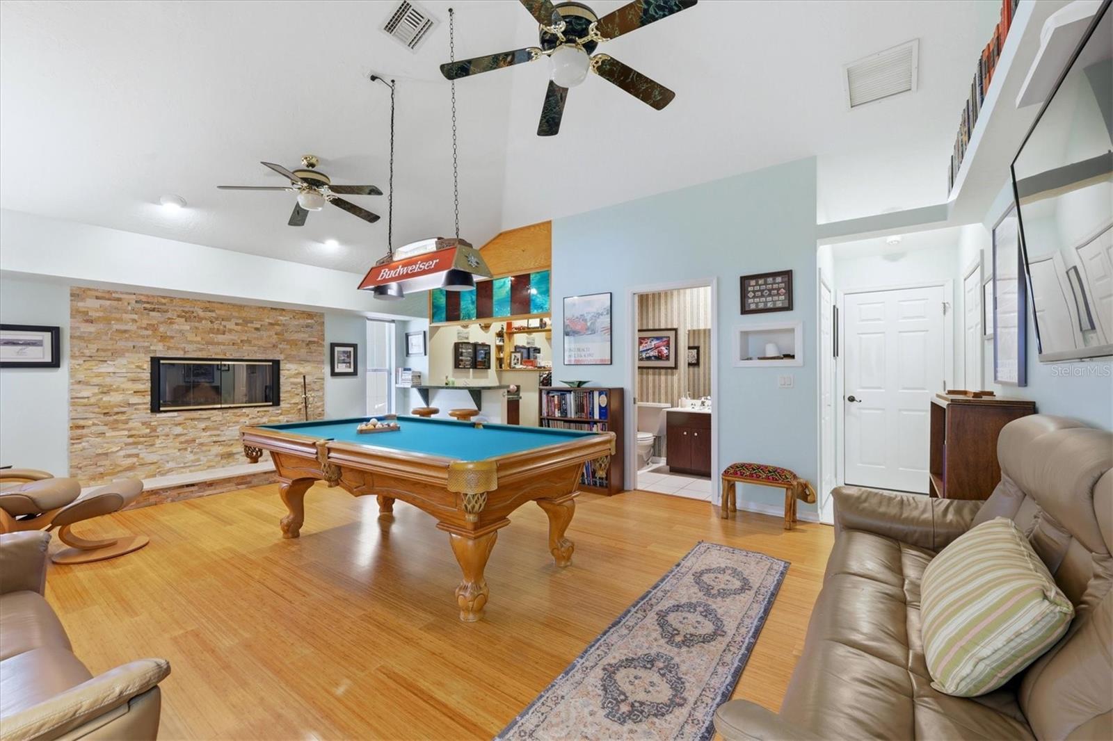 ENGLEWOOD GARDENS - Residential