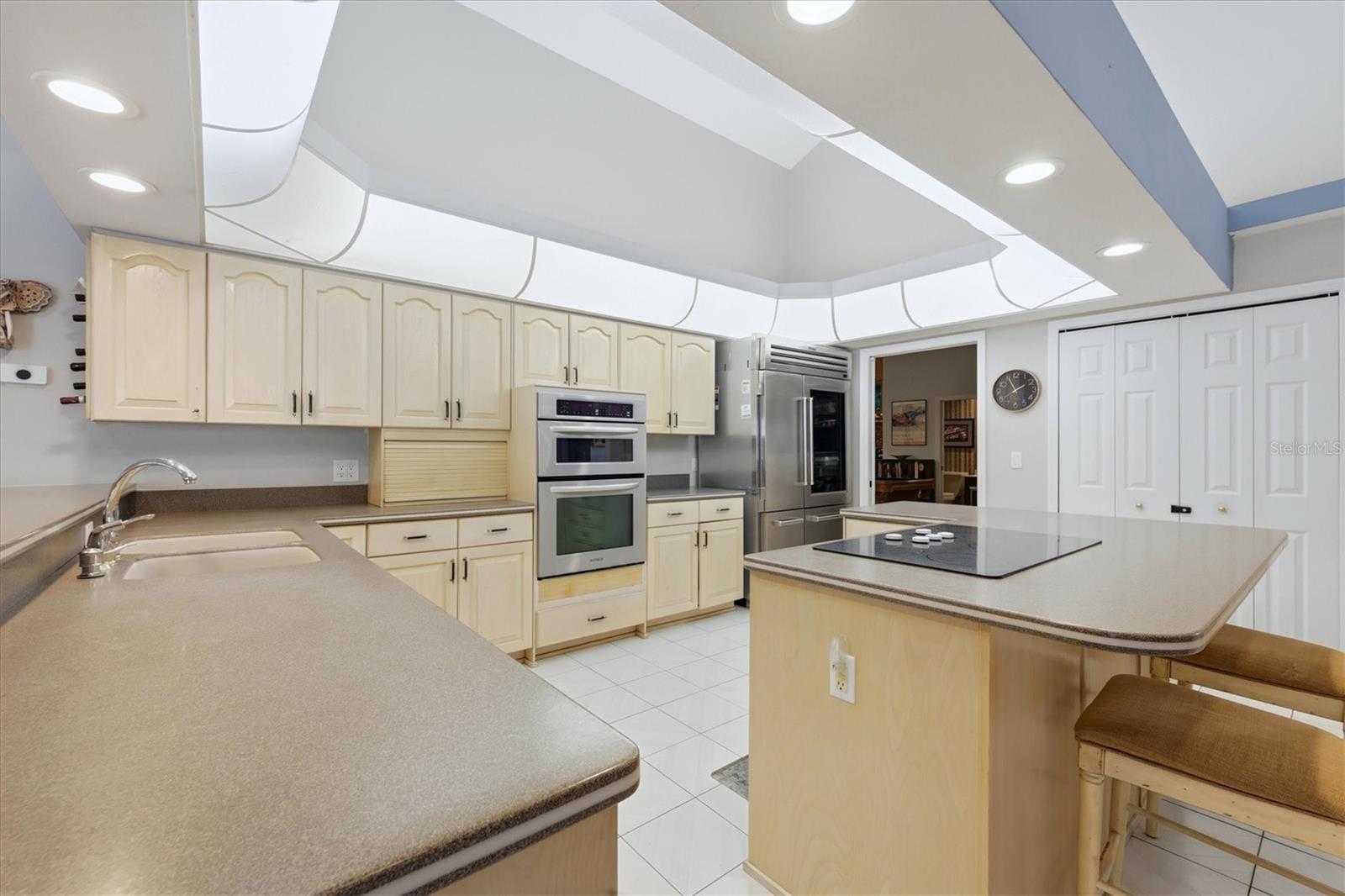 ENGLEWOOD GARDENS - Residential