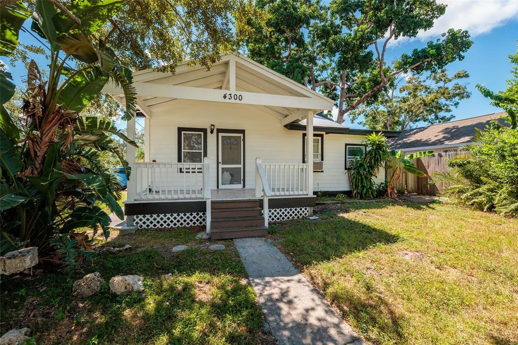 Photo of 4300 14th Avenue N, St Petersburg, FL 33713 (MLS # TB8435061)