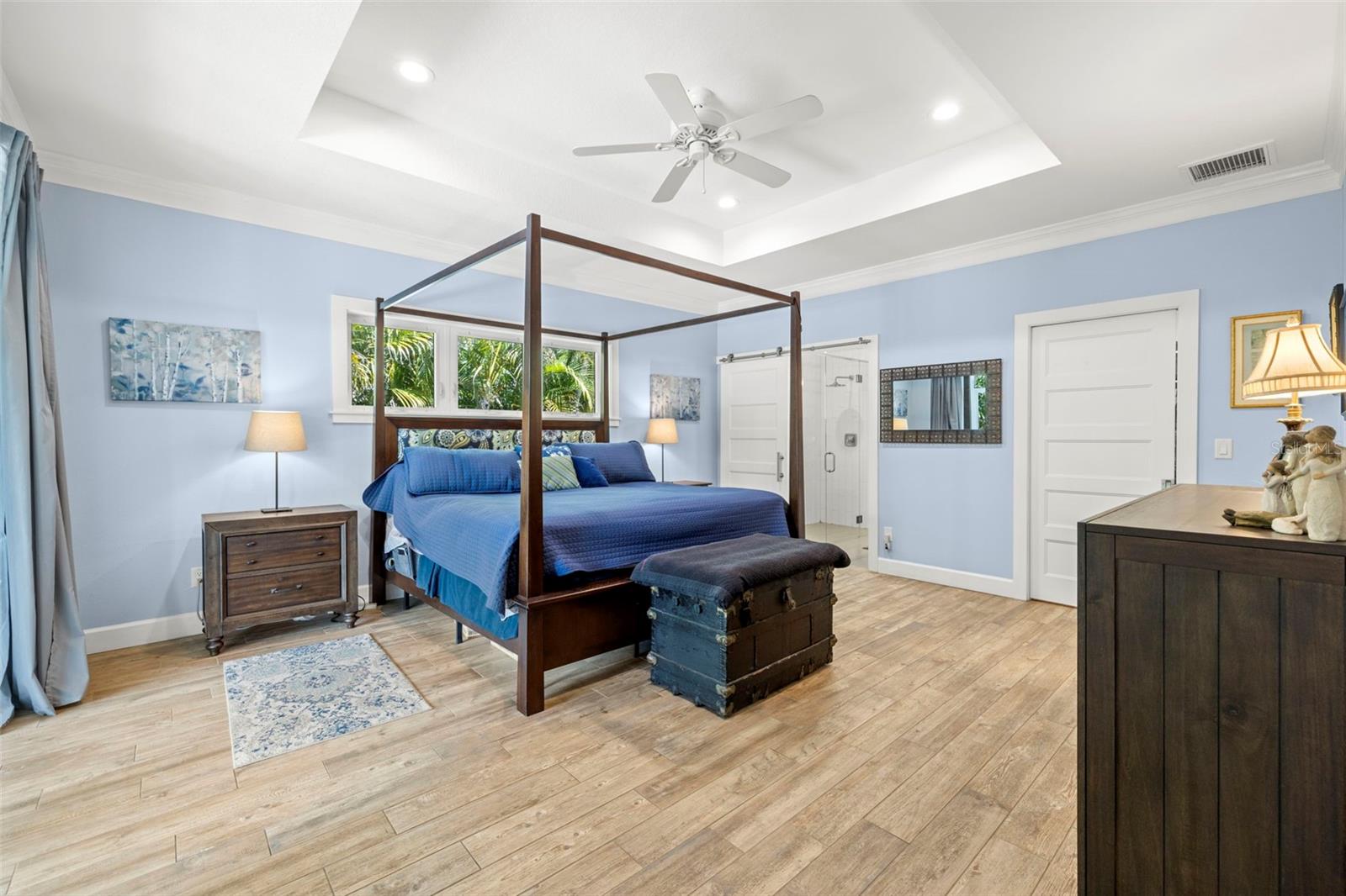 HOYTS A A SUB - Residential