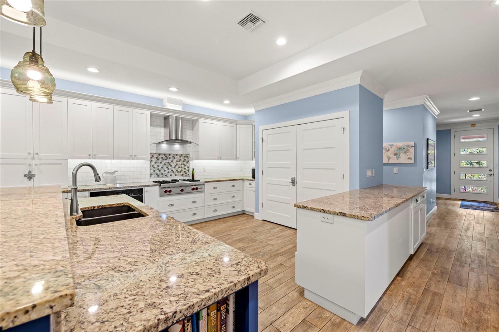 HOYTS A A SUB - Residential