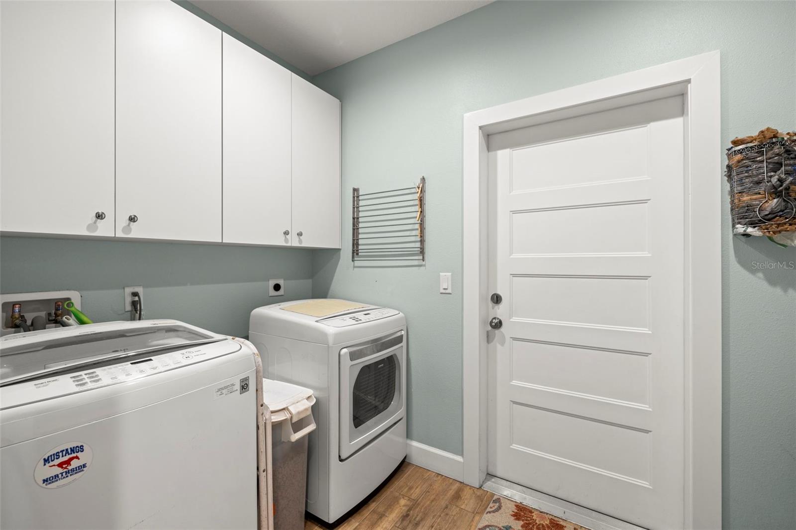 HOYTS A A SUB - Residential