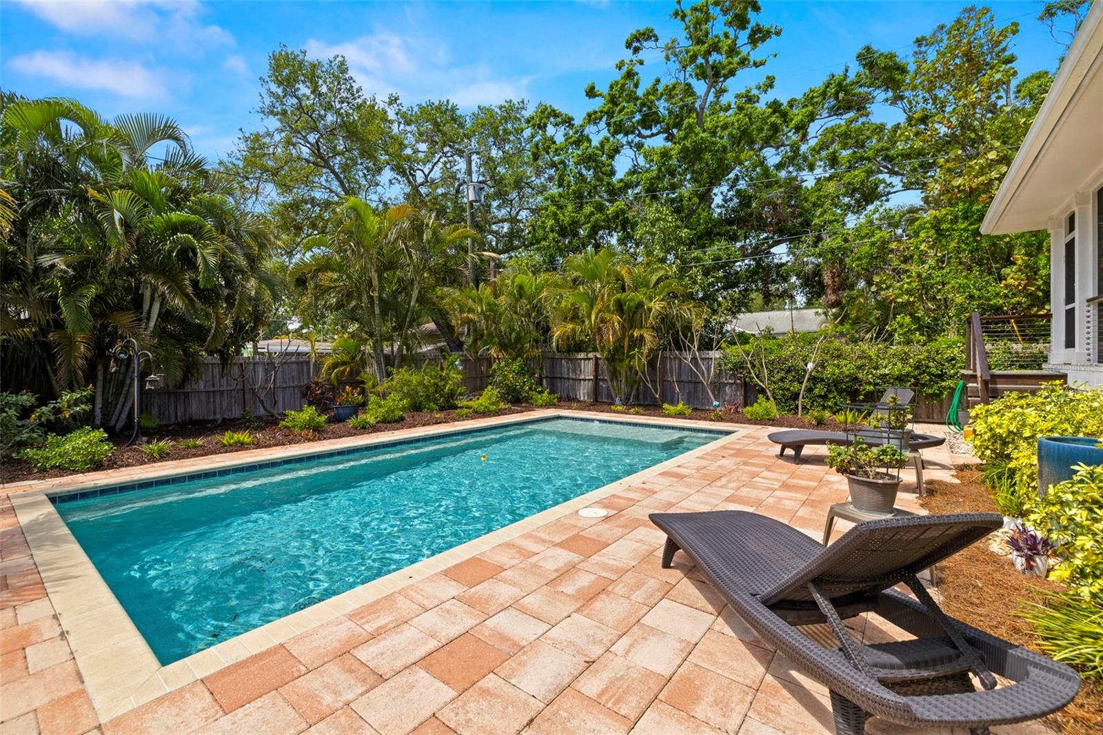 HOYTS A A SUB - Residential