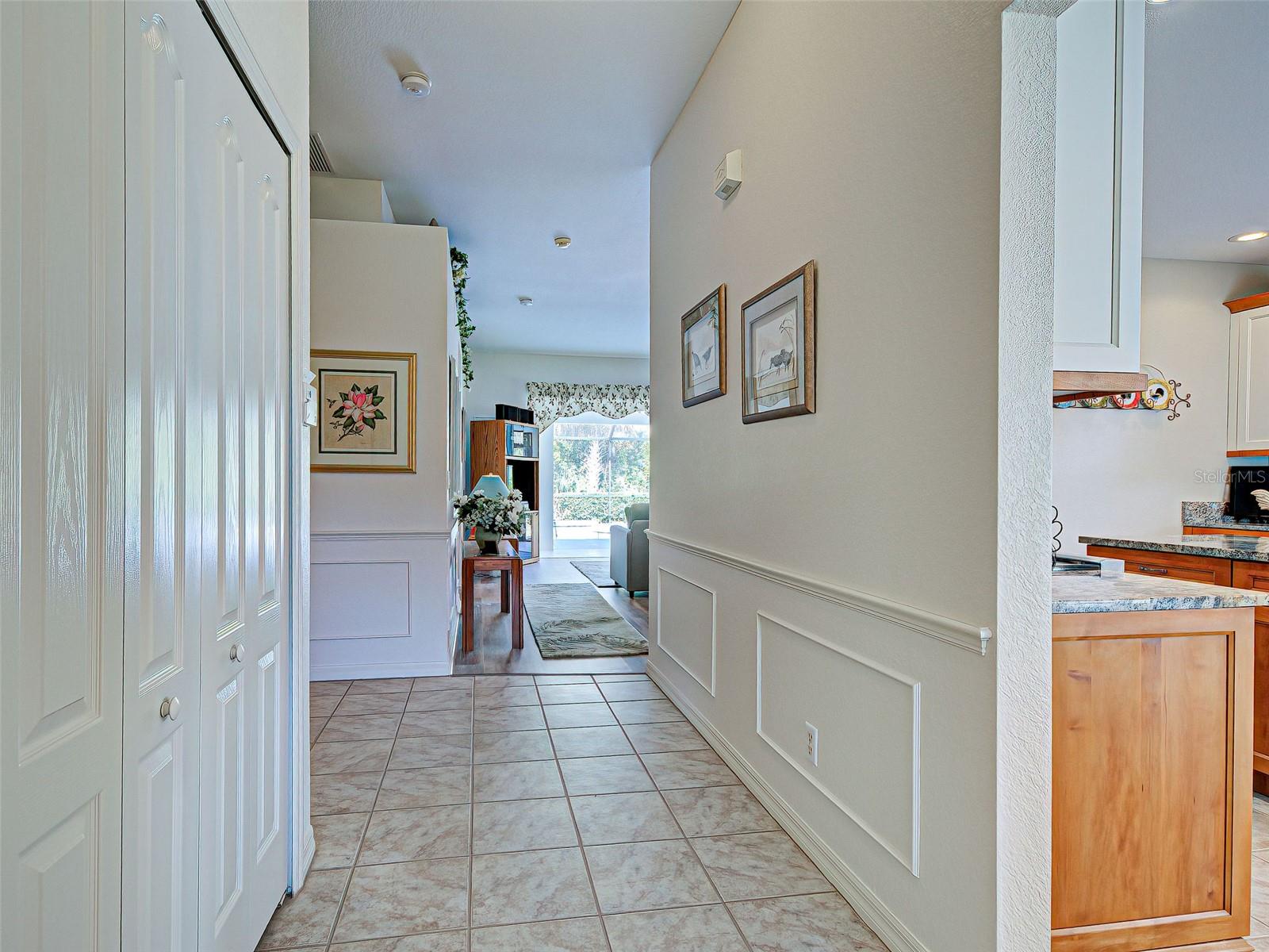 201 KING PALM COURT, VENICE, FL, 34292 4 201 KING PALM COURT