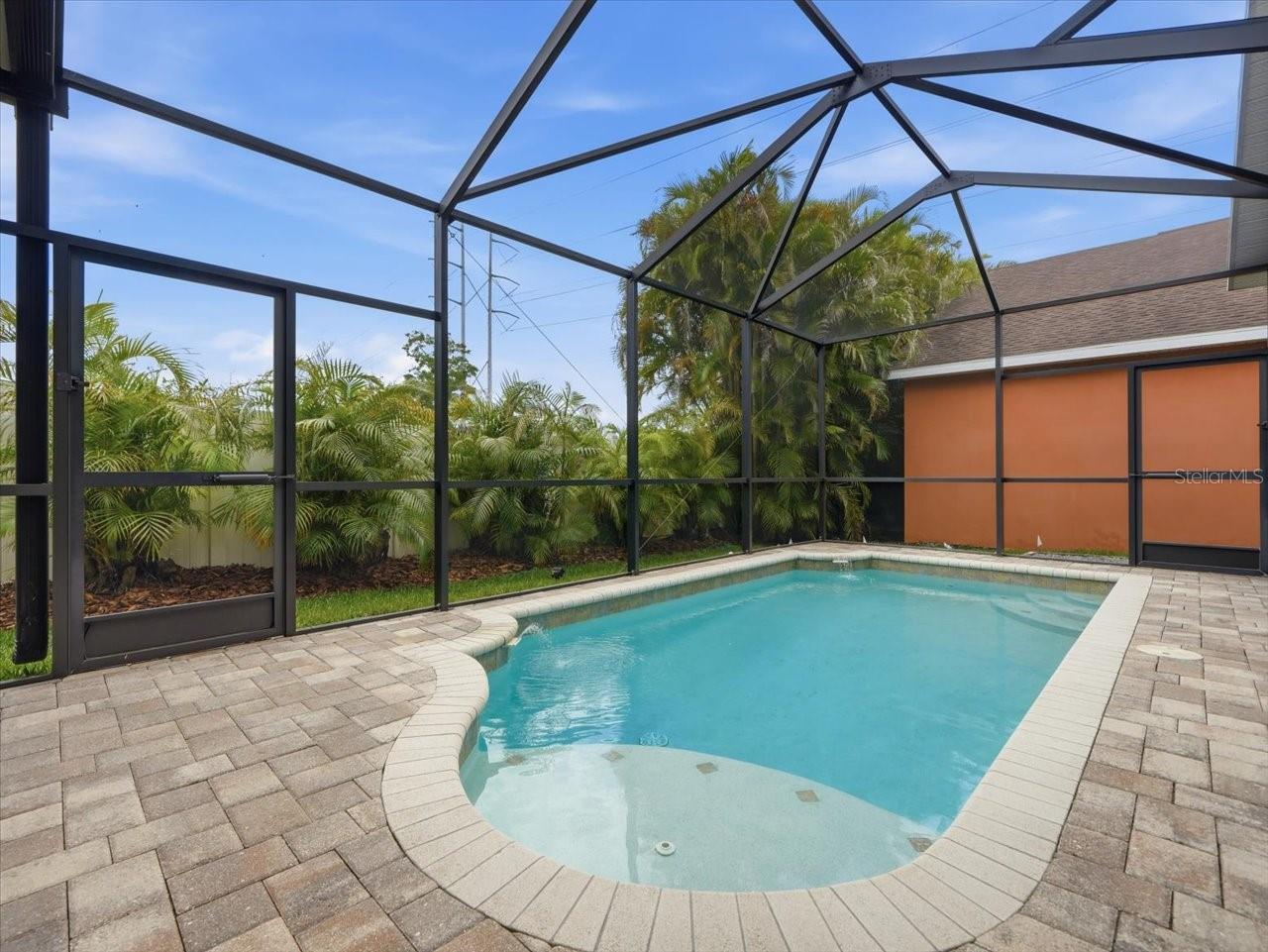 COUNTRYSIDE COVE - Residential