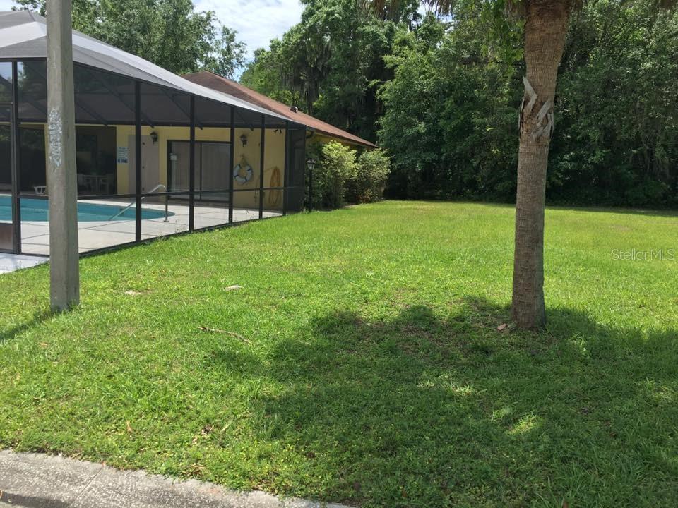 SUNRISE VILLAS - Land