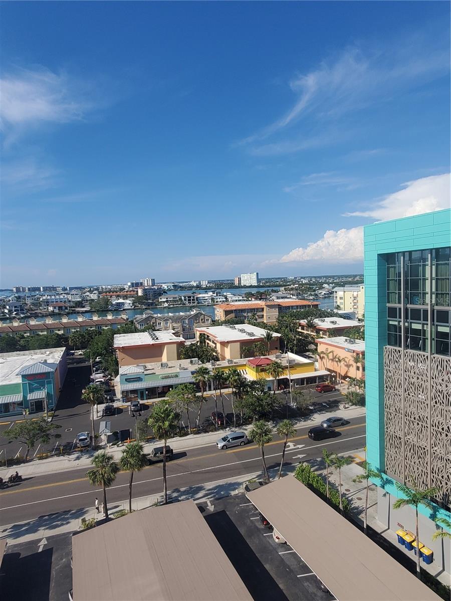 CONTINENTAL TOWERS INC CONDO - Residential Lease