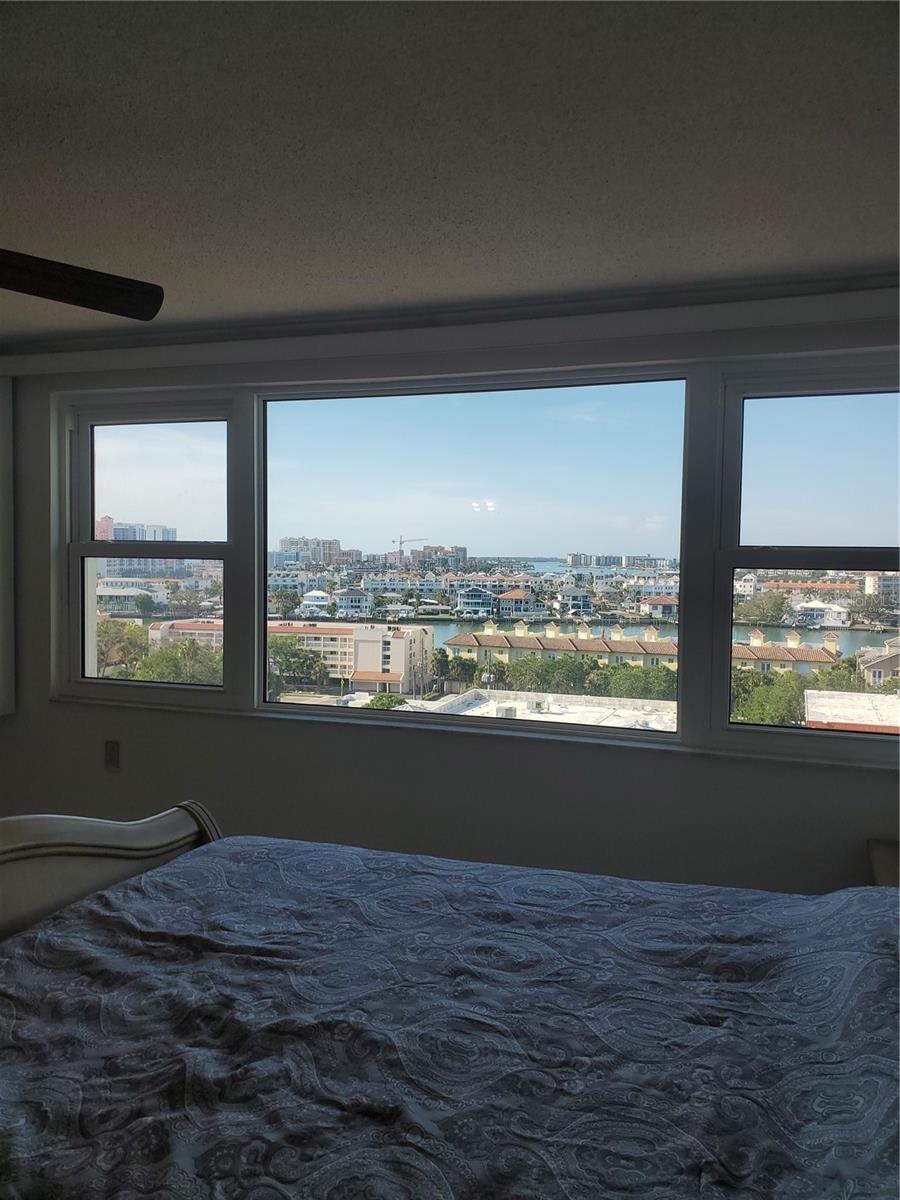 CONTINENTAL TOWERS INC CONDO - Residential Lease