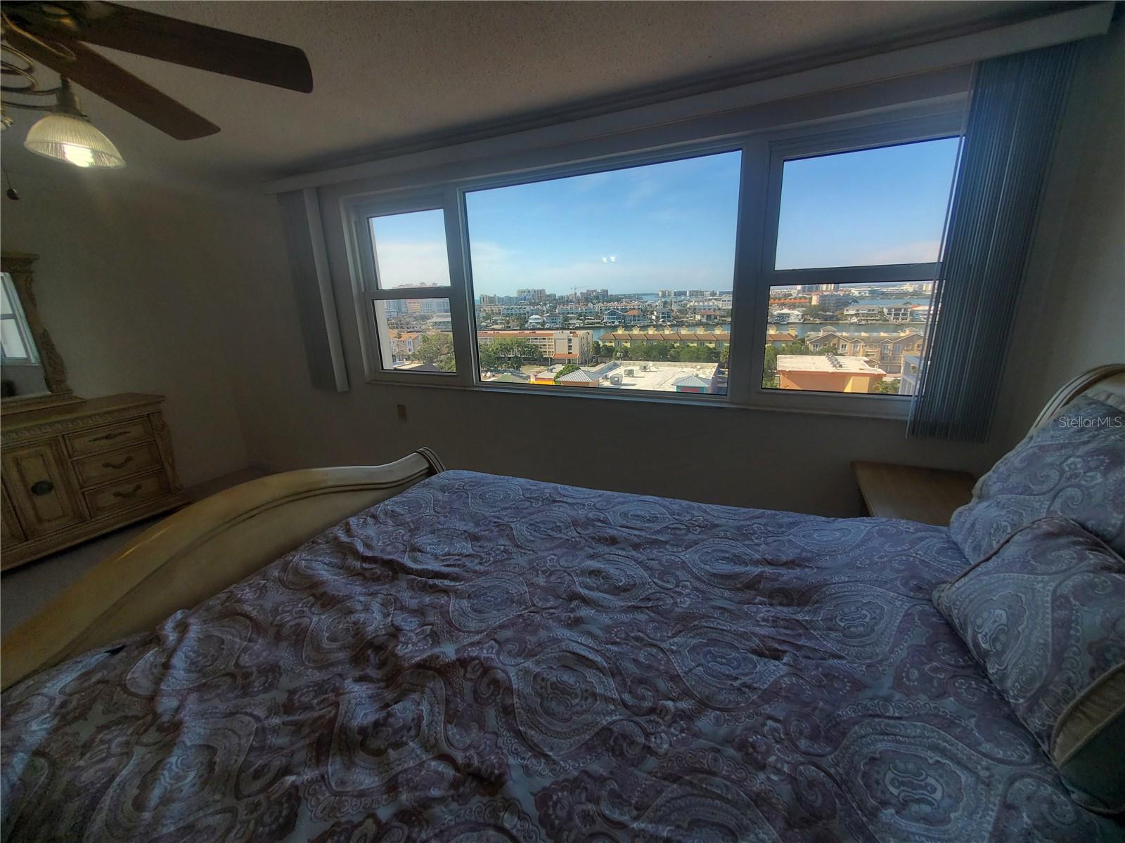 CONTINENTAL TOWERS INC CONDO - Residential Lease