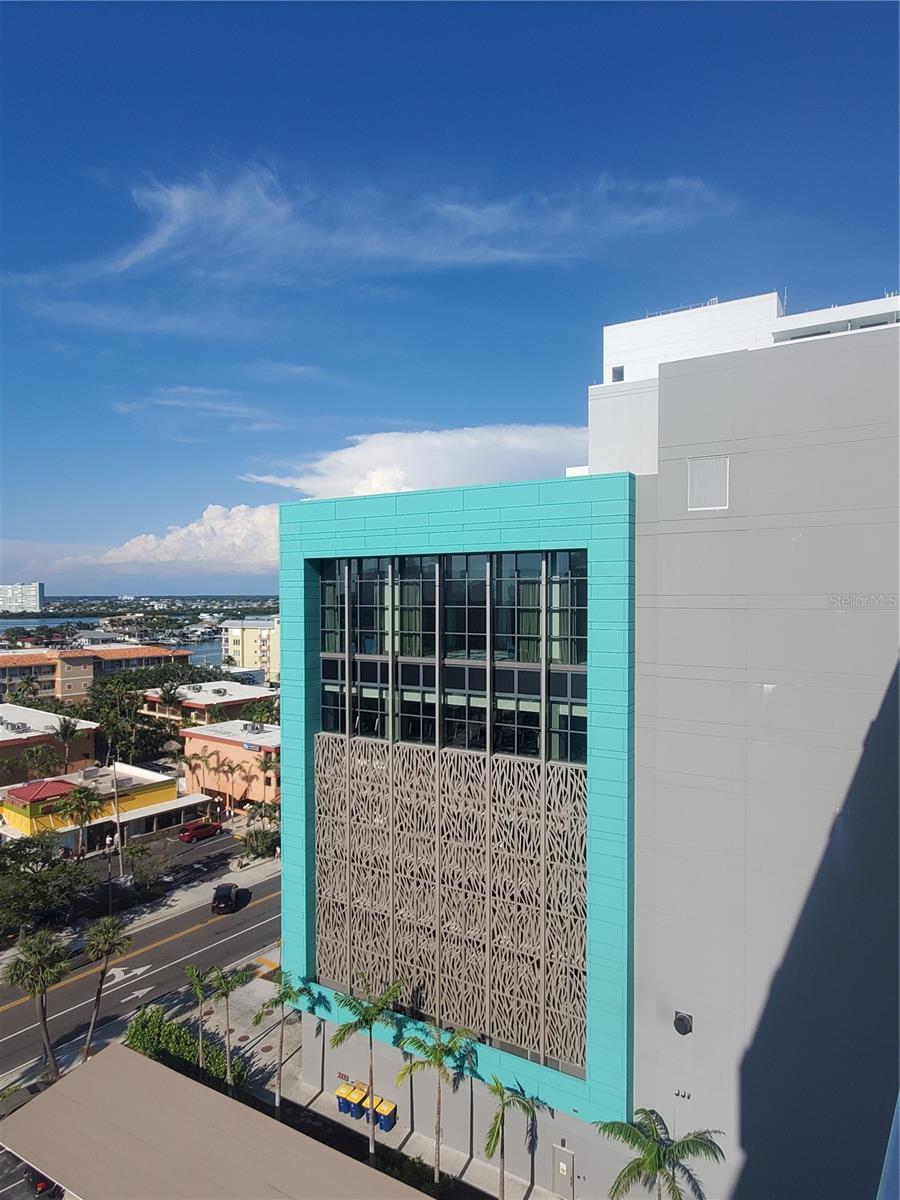 CONTINENTAL TOWERS INC CONDO - Residential Lease