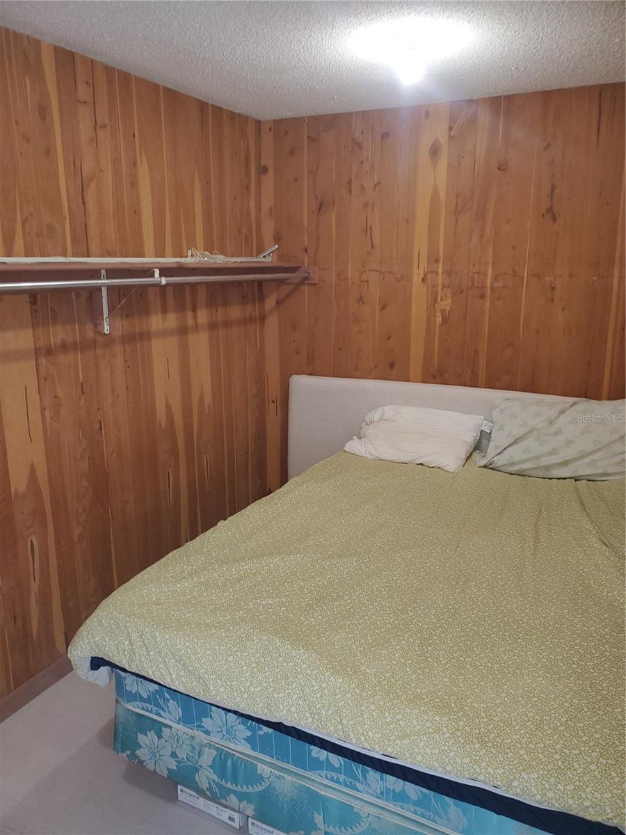 CONTINENTAL TOWERS INC CONDO - Residential Lease