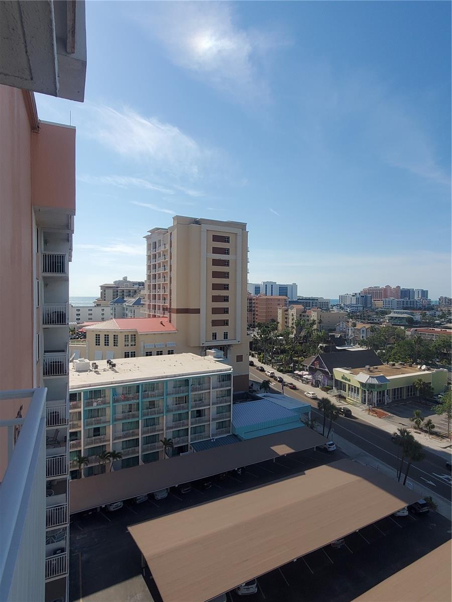 CONTINENTAL TOWERS INC CONDO - Residential Lease