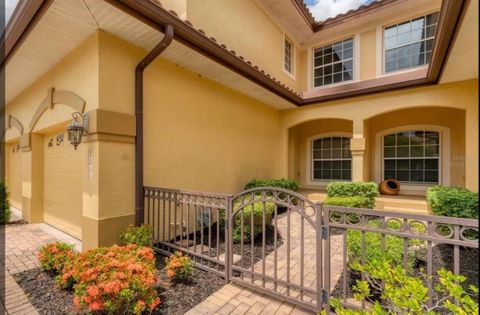 8261 MIRAMAR WAY 8261 LAKEWOOD RANCH FL 34202