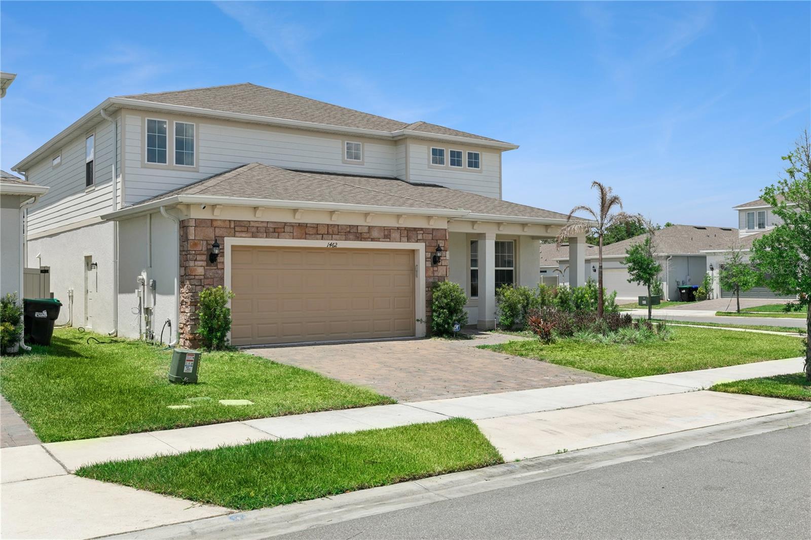 1462 GRAND PALM DRIVE