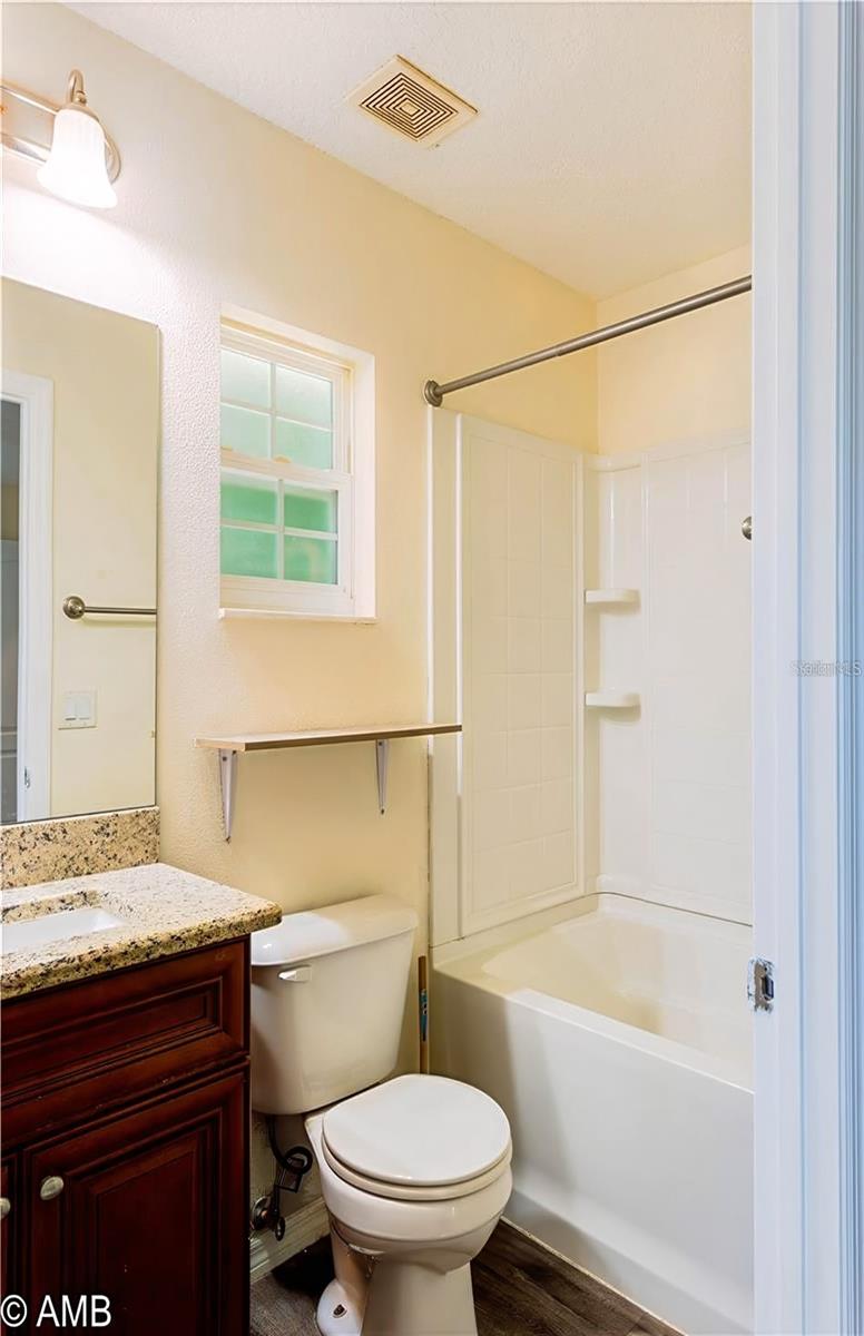 CITRUS SPGS UNIT 01 - Residential Lease