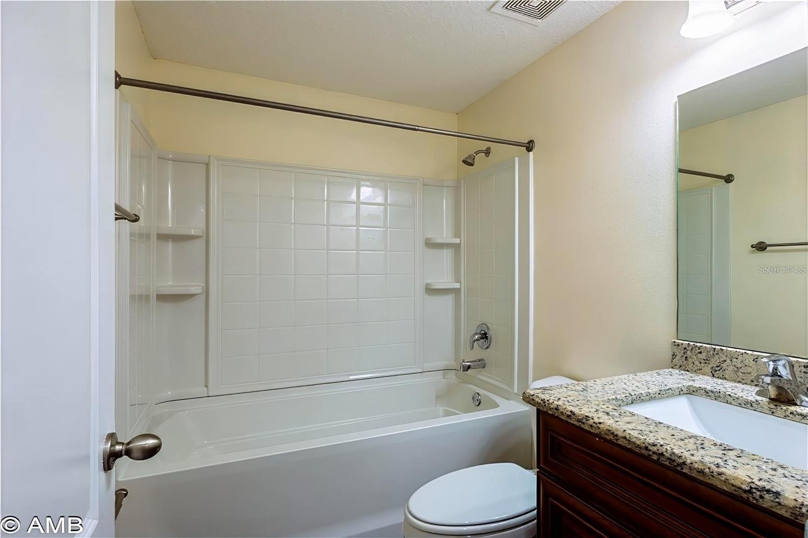 CITRUS SPGS UNIT 01 - Residential Lease