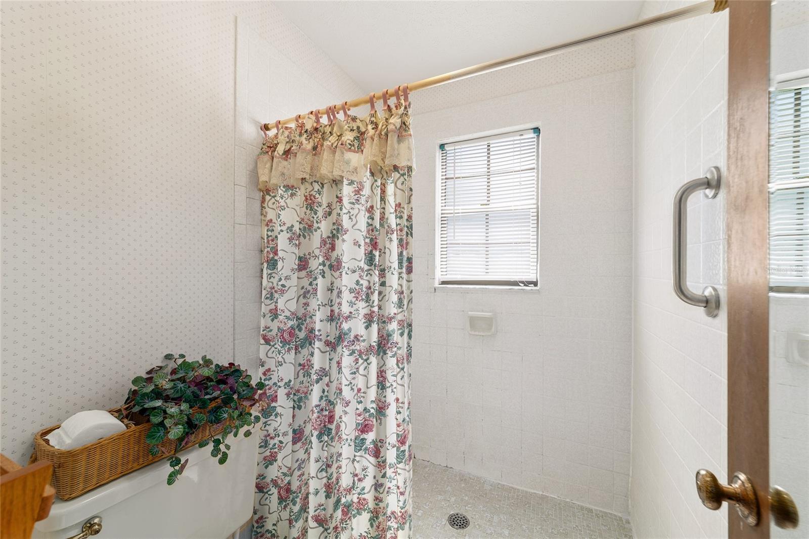 RAVENHILL SUB - Residential