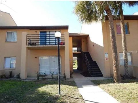 Photo of 5220 Via Hacienda Cir #212, Orlando, FL 32839 (MLS # O6318272)