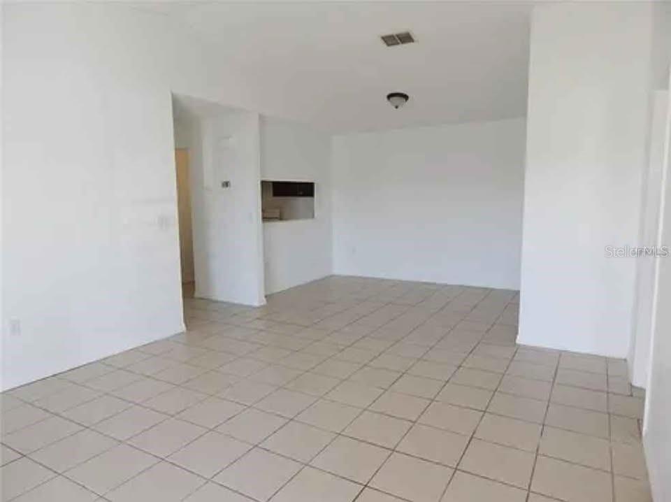 5220 VIA HACIENDA 212