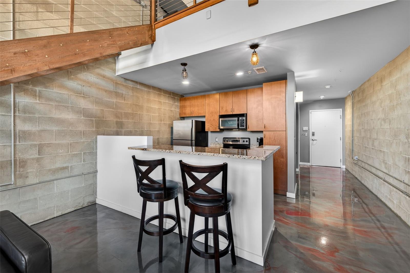 BOX FACTORY LOFTS - Residential