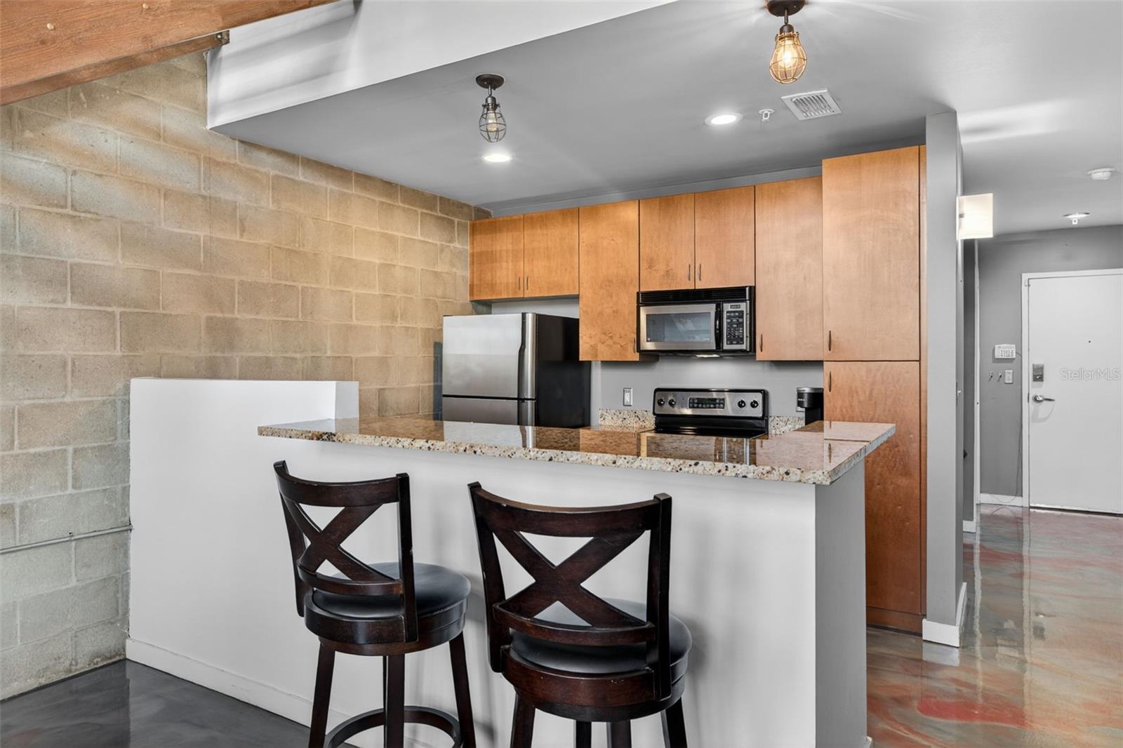 BOX FACTORY LOFTS - Residential