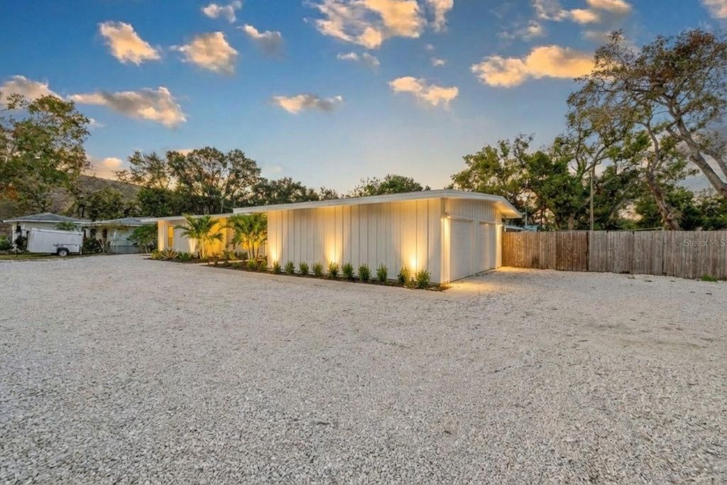 Photo of 2069 Bougainvillea Street, Sarasota, FL 34239 (MLS # A4681866)