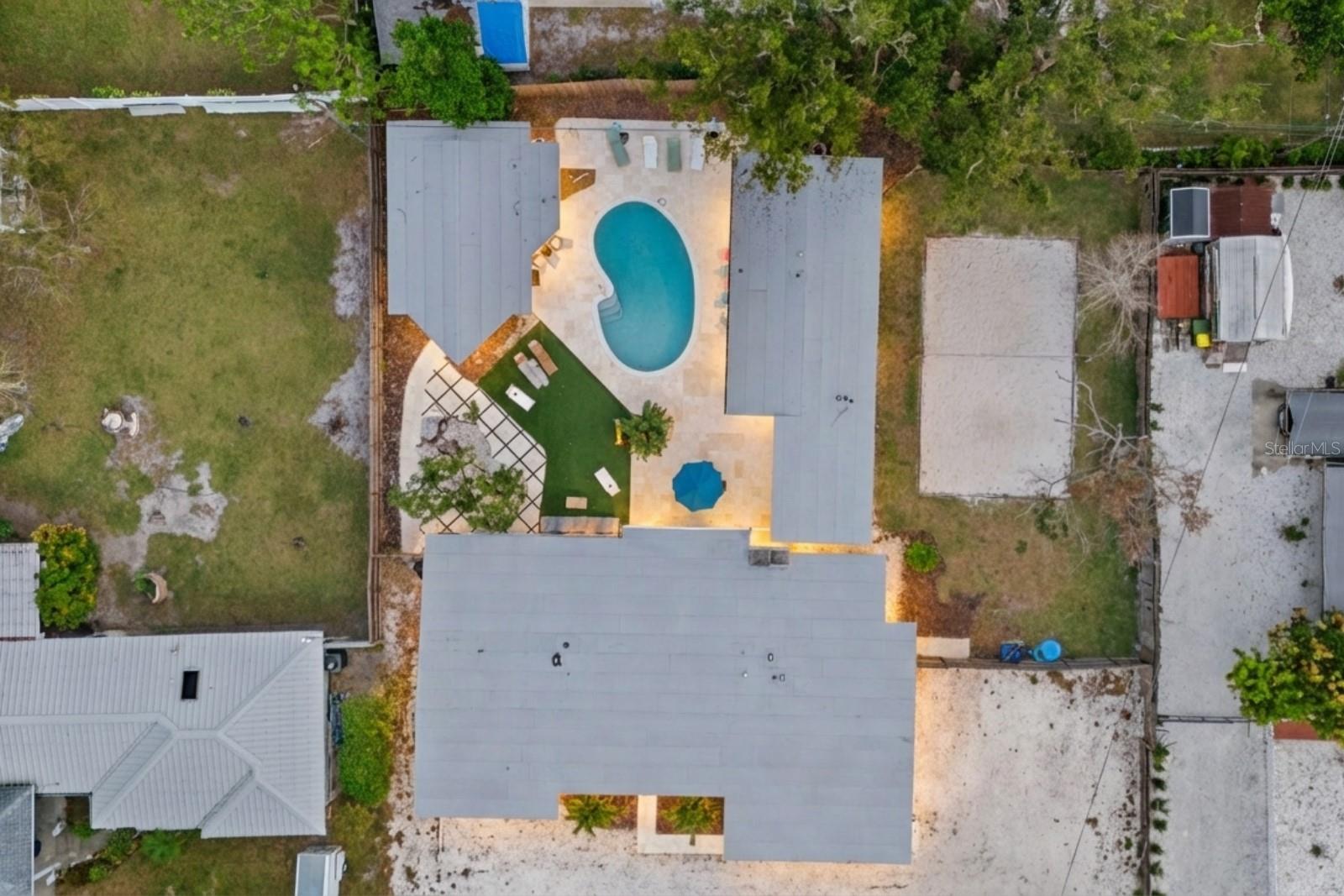 2069 BOUGAINVILLEA STREET