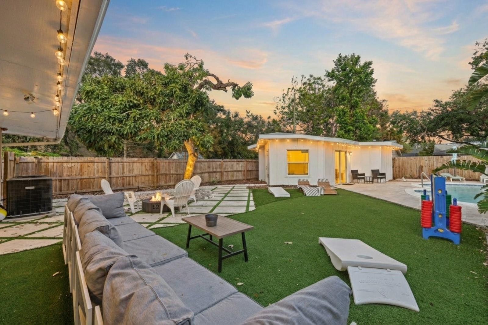 LONG MEADOW - Residential